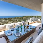 Azure Serenity At Quinta Da Fortaleza בורגאו