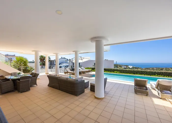 Villa Azure Serenity At Quinta Da Fortaleza Burgau